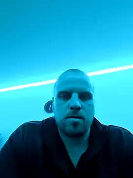 Phoenix2310 online show from March 3, 2026, 5:35 am