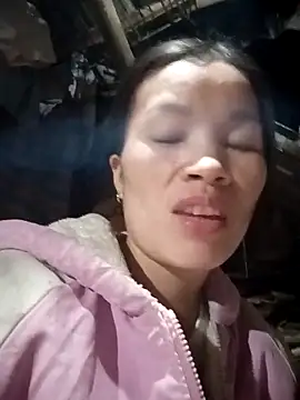 nangmo online show from November 25, 2025, 1:22 pm