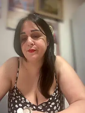 Snapshot of Mary_kansas_bbw chatting on March 3, 2026, 4:35 pm Mary kansas bbw online show from March 3, 2026, 4:35 pm