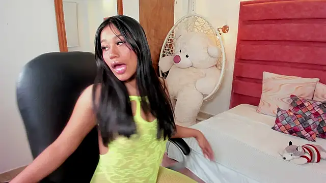 thalia nichols online show from February 6, 2026, 10:13 pm