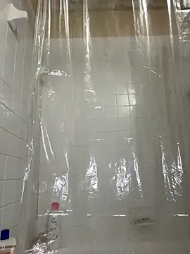 Kiki hammyy online show from February 11, 2026, 10:48 pm