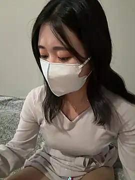 Snapshot of Minagi_Shizuku chatting on December 20, 2025, 8:43 am Minagi Shizuku online show from December 20, 2025, 8:43 am