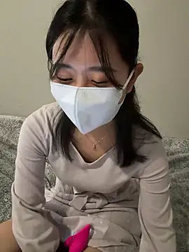 Snapshot of Minagi_Shizuku chatting on December 21, 2025, 11:39 am Minagi Shizuku online show from December 21, 2025, 11:39 am