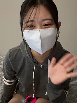 Snapshot of Minagi_Shizuku chatting on December 22, 2025, 4:04 pm Minagi Shizuku online show from December 22, 2025, 4:04 pm