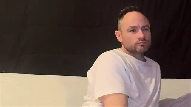 famous1tad online show from March 21, 2026, 10:09 am