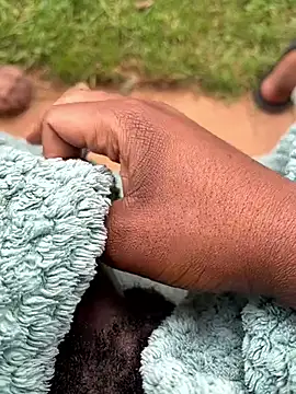 Chocolatemf online show from January 14, 2026, 6:41 am