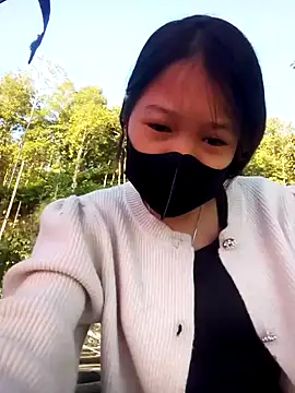 Snapshot of beba1100 chatting on November 29, 2025, 12:57 am beba1100 online show from November 29, 2025, 12:57 am