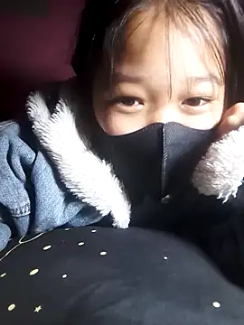 Snapshot of beba1100 chatting on November 29, 2025, 2:31 pm beba1100 online show from November 29, 2025, 2:31 pm