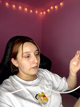 Davne  online show from December 17, 2025, 10:43 am