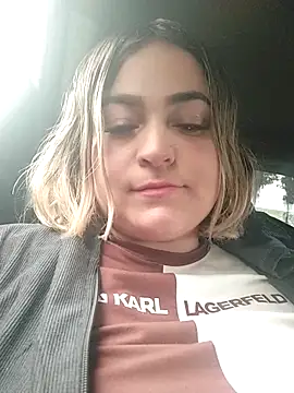 Snapshot of sexy_aurora_ourdoors chatting on November 28, 2025, 3:25 pm sexy aurora ourdoors online show from November 28, 2025, 3:25 pm