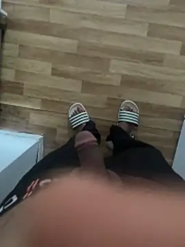 Snapshot of kamal974 chatting on April 15, 2026, 6:42 am kamal974 online show from April 15, 2026, 6:42 am