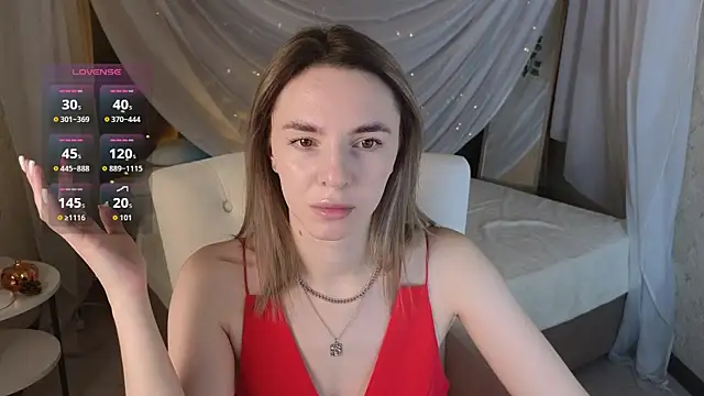 Snapshot of molly_crystal chatting on January 7, 2026, 1:30 am molly crystal online show from January 7, 2026, 1:30 am