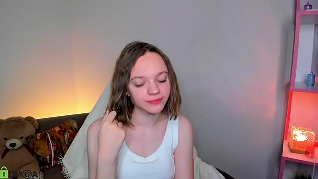 Olivia Riesz online show from December 18, 2025, 1:22 am