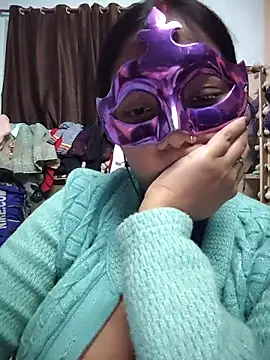 aarti03fb online show from February 7, 2026, 9:40 pm