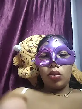 aarti03fb online show from April 15, 2026, 5:42 pm