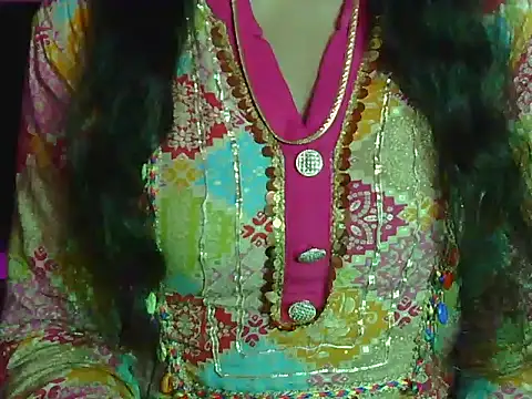 cute mahira online show from February 15, 2026, 4:36 pm