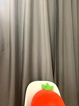 boniu-mimi online show from December 3, 2025, 3:03 am