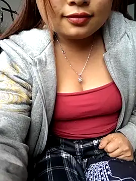 mai-mai-97 online show from March 11, 2026, 6:41 am