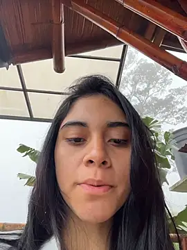 Miia moonn online show from March 5, 2026, 11:50 am