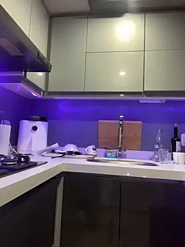 SaraAndrade  online show from February 18, 2026, 10:44 am