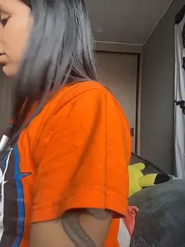 SaraAndrade  online show from March 11, 2026, 12:33 pm