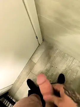 Razvan696969 online show from February 16, 2026, 7:21 pm