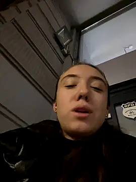 CristinaSw online show from December 5, 2025, 8:16 pm