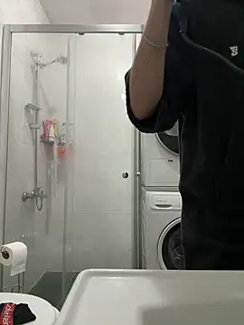 Bigefe online show from February 15, 2026, 8:16 pm