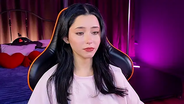 RedMidnight online show from February 15, 2026, 9:00 pm