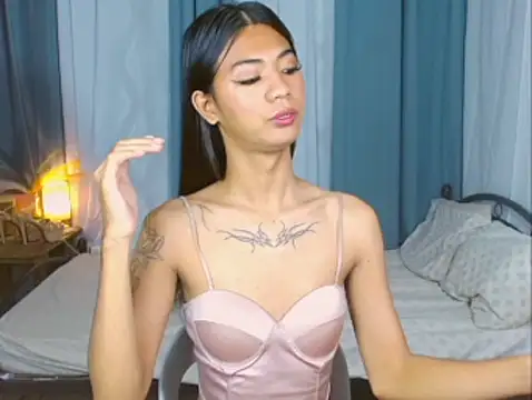 SamaraMillers online show from February 15, 2026, 8:05 pm