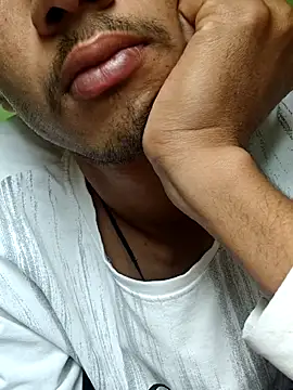 handsome boy07 online show from February 24, 2026, 4:54 am