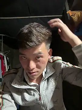 sanu551 online show from February 16, 2026, 1:07 pm