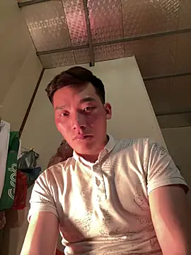 sanu551 online show from February 19, 2026, 1:18 pm