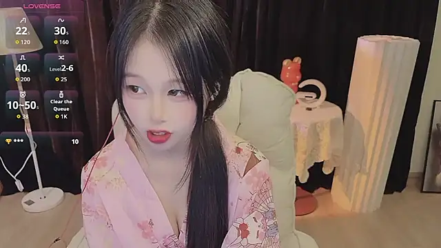 Snapshot of -Annababy chatting on February 1, 2026, 9:13 pm -Annababy online show from February 1, 2026, 9:13 pm