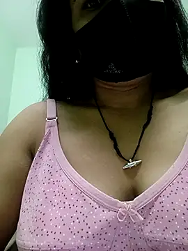 Snapshot of kajal-tanu chatting on December 18, 2025, 1:33 am kajal-tanu online show from December 18, 2025, 1:33 am