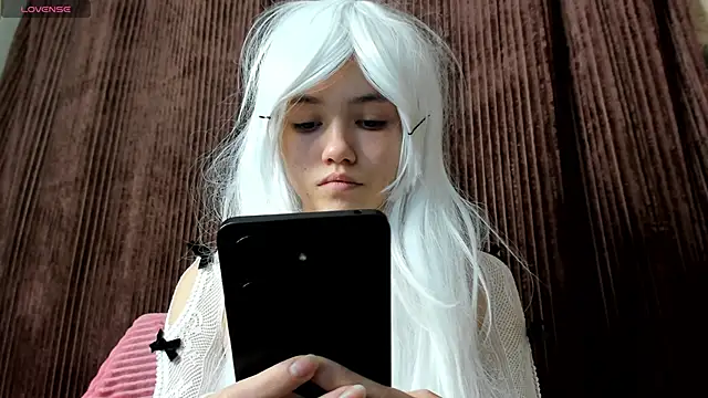 MissKotomissCat online show from November 30, 2025, 4:55 pm