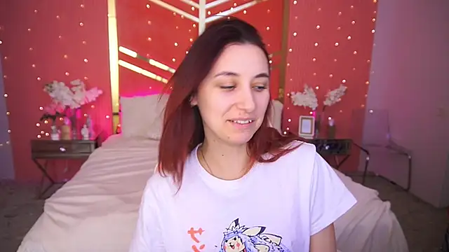 RoxieRay online show from February 16, 2026, 2:46 pm