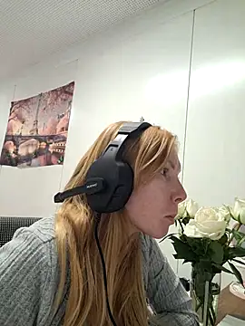 JenyJansy online show from December 18, 2025, 8:37 pm