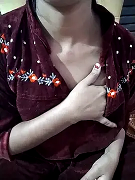 Snapshot of RASHMI_SHARMA9 chatting on November 29, 2025, 6:00 pm RASHMI SHARMA9 online show from November 29, 2025, 6:00 pm