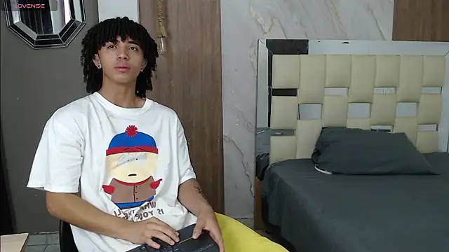 kim curlyy online show from March 15, 2026, 1:50 pm