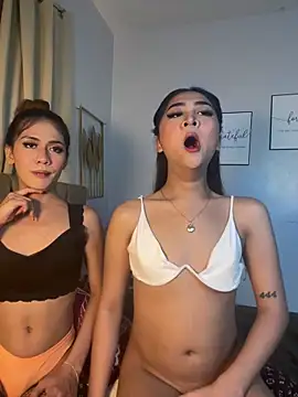 Snapshot of Diannellove chatting on February 15, 2026, 4:58 pm Diannellove online show from February 15, 2026, 4:58 pm