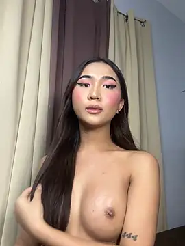 Snapshot of Diannellove chatting on April 15, 2026, 7:58 pm Diannellove online show from April 15, 2026, 7:58 pm