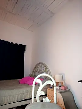 Snapshot of Im_Kloe chatting on February 12, 2026, 6:14 pm Im Kloe online show from February 12, 2026, 6:14 pm