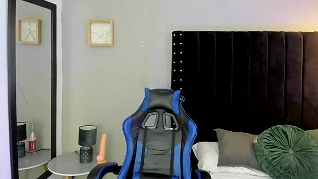 Bryan robayo5 online show from January 14, 2026, 11:16 am