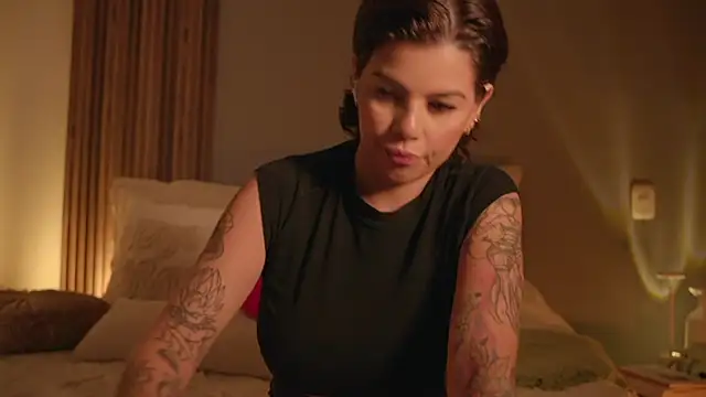 ammberjay online show from February 11, 2026, 10:04 pm