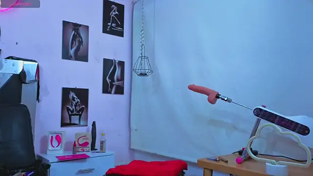 Snapshot of karla_slut_dirty chatting on January 18, 2026, 11:14 am karla slut dirty online show from January 18, 2026, 11:14 am