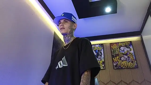 Paulo 527 online show from February 17, 2026, 8:59 pm