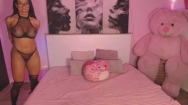 Snapshot of LindseyCoxx chatting on January 9, 2026, 10:33 pm LindseyCoxx online show from January 9, 2026, 10:33 pm