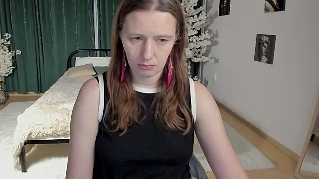 KathrineMeyer online show from December 14, 2025, 2:17 am