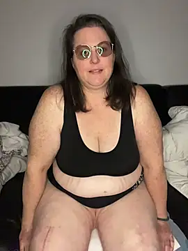 bea french curvy online show from March 5, 2026, 10:50 pm